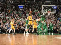 美国凌晨3点击败中国队无效